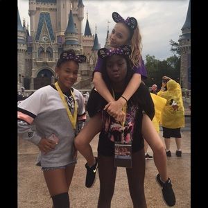 Meet your Posher, Emma